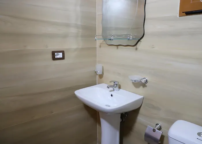 Bujtina Musta 乡村民宿 培拉特