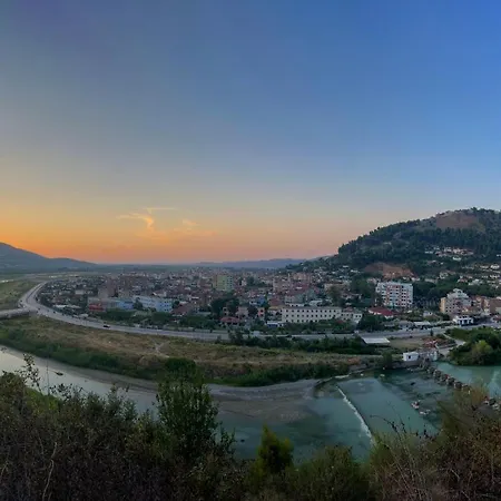Bujtina Musta Berat
