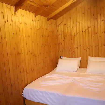 Country house Bujtina Musta Berat